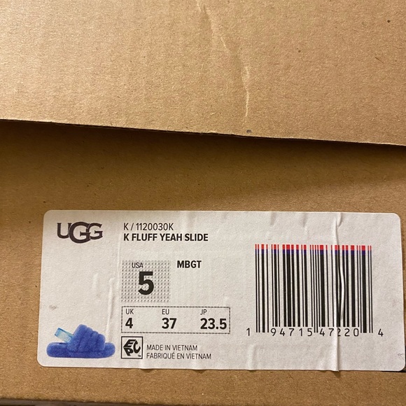 k FLUFF YEAH SLIDE UGGS - Picture 2 of 2